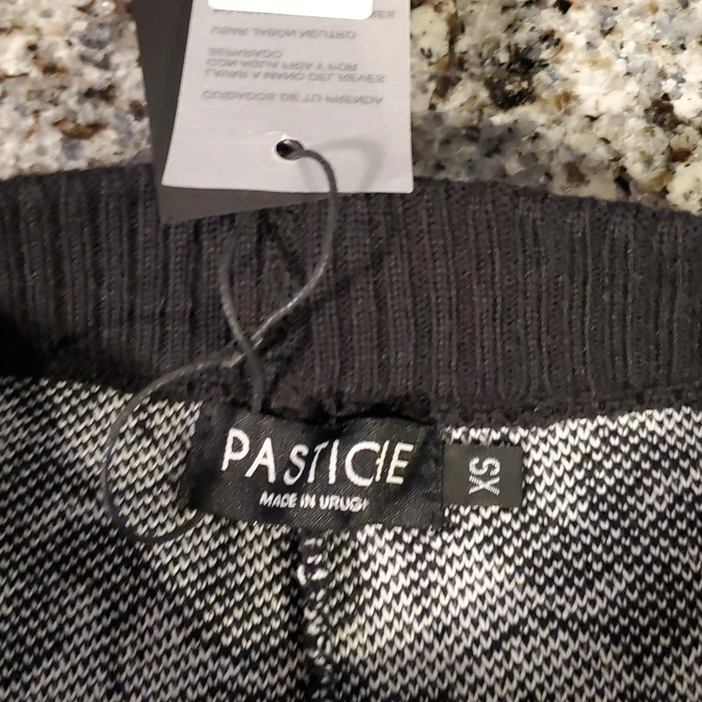 Pastiche Sweater Pants.NWT. - Picture 5 of 7